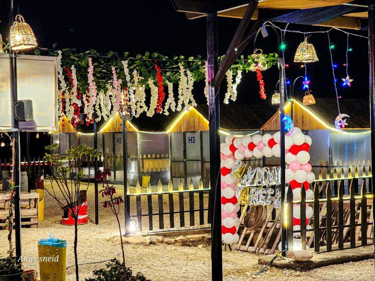 Hotel Wadi Al-Wala View Camp Madaba Esterno foto