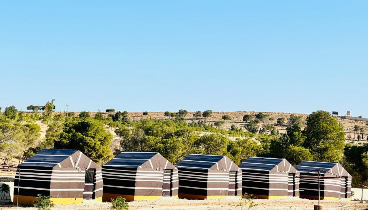 Hotel Wadi Al-Wala View Camp Madaba Esterno foto