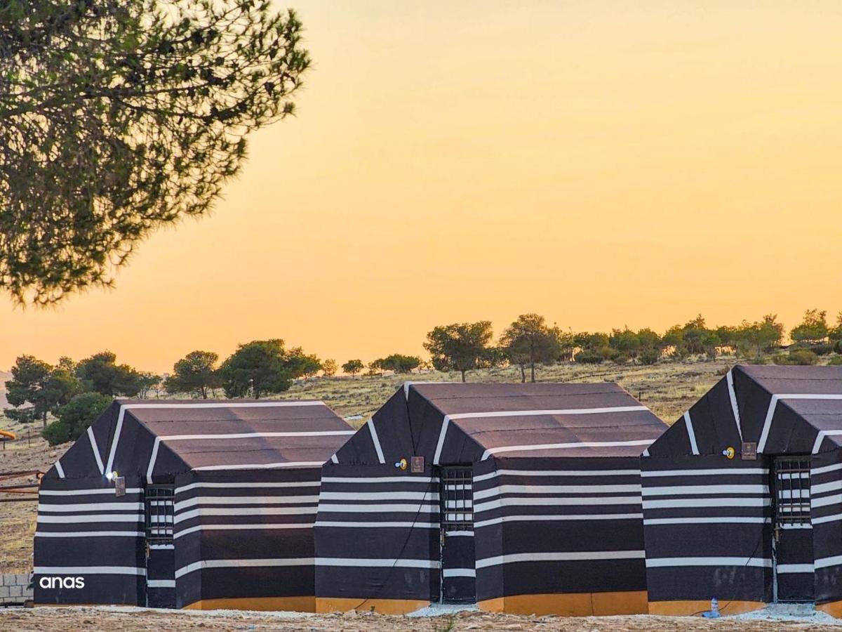 Hotel Wadi Al-Wala View Camp Madaba Esterno foto