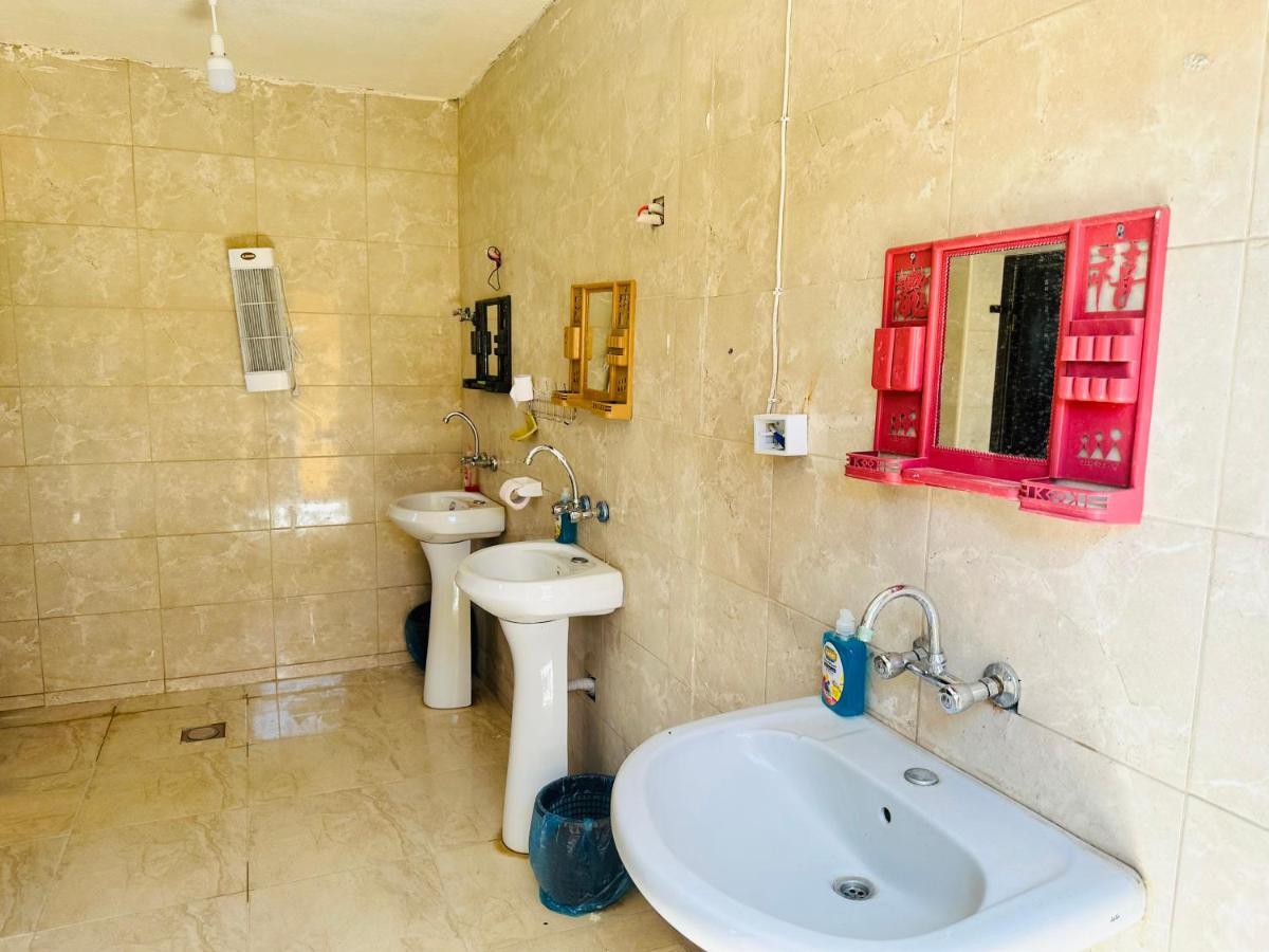 Hotel Wadi Al-Wala View Camp Madaba Esterno foto