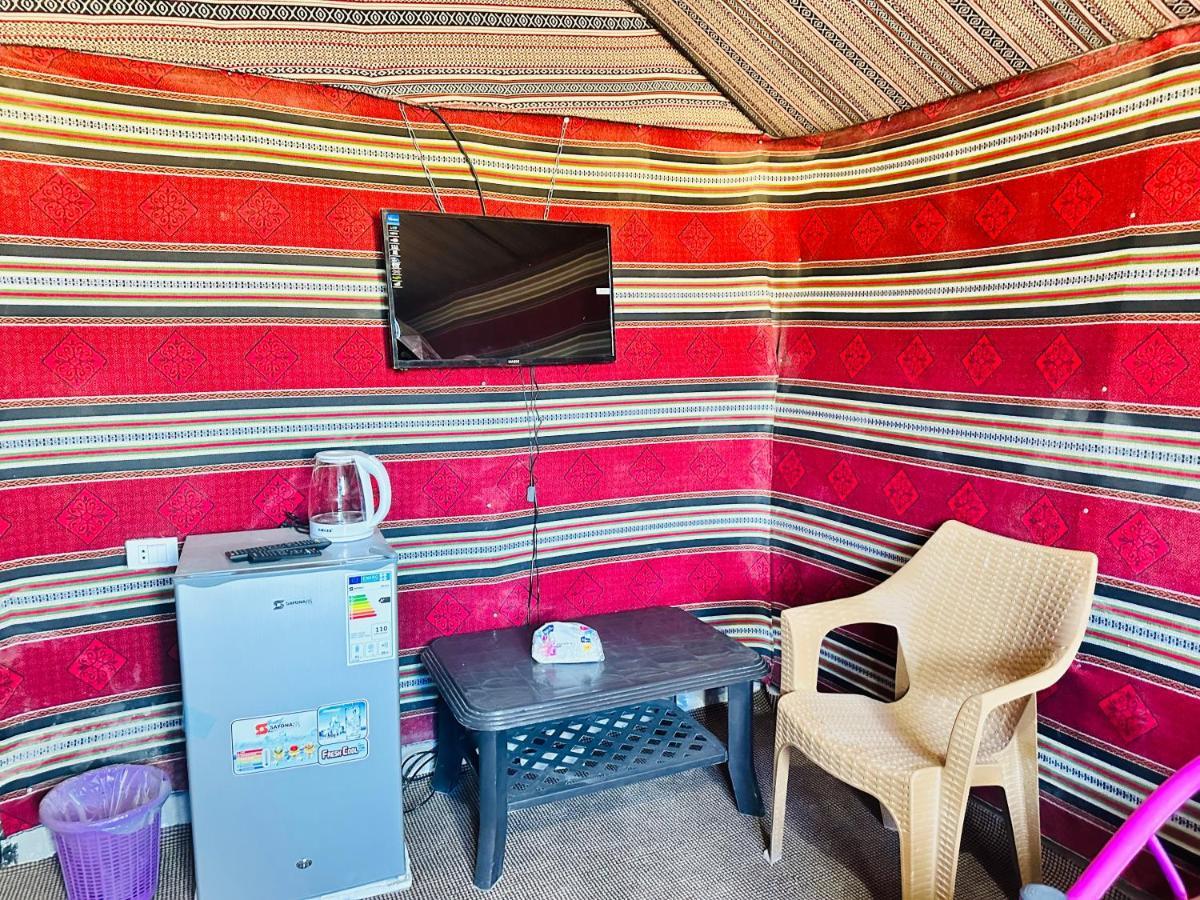 Hotel Wadi Al-Wala View Camp Madaba Esterno foto