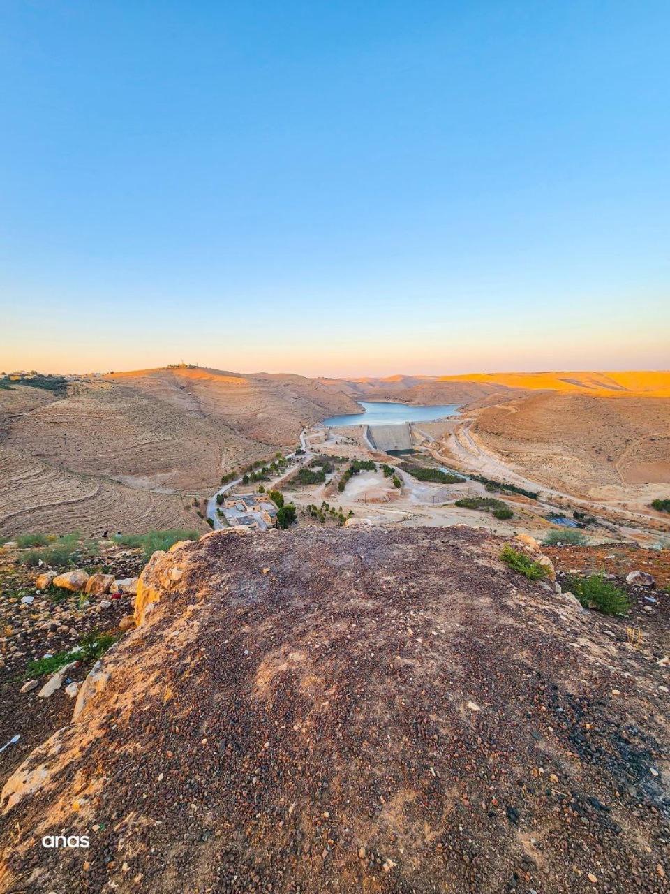 Hotel Wadi Al-Wala View Camp Madaba Esterno foto